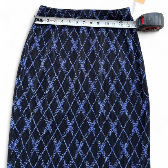 3/$15 Y2K Black and blue midi skirt with a retro vibe womens size medium NWT - Picture 5 of 6